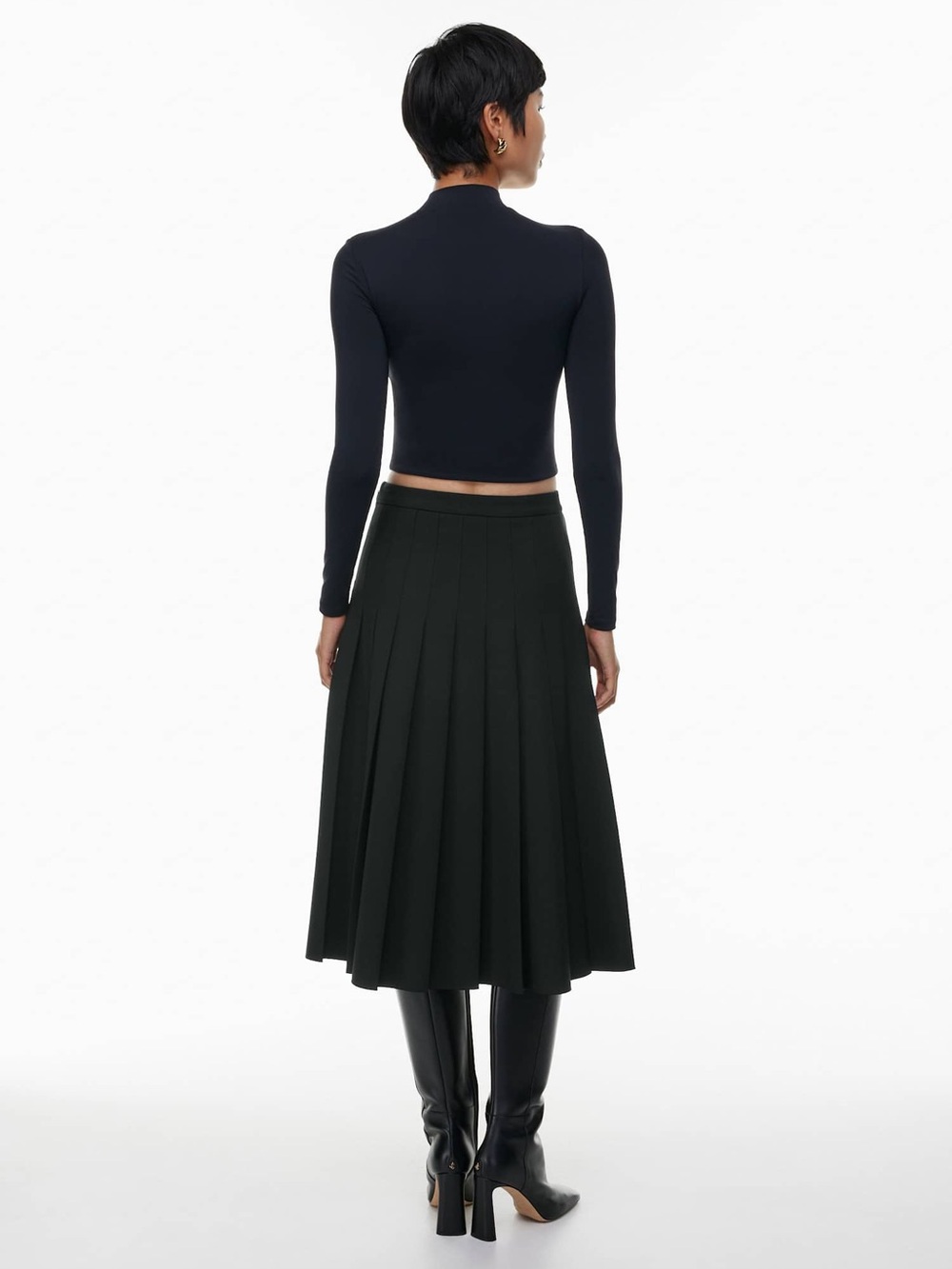 ARITZIA Babaton Pleated Midi Skirt — Modern Minimalist Elegance